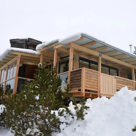 Gemuetliches Mit Holzofen Und Sauna