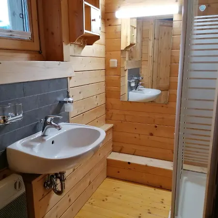 Holiday home Gemuetliches Mit Holzofen Und Sauna *