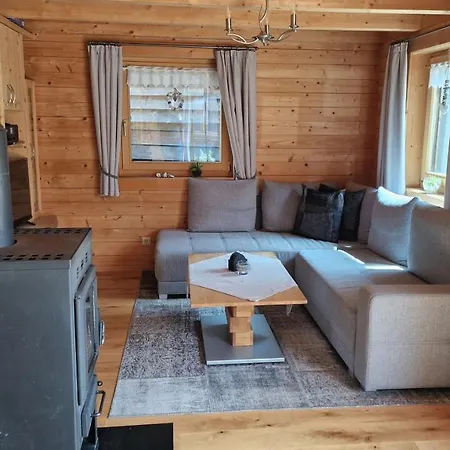 Prázdninový dům Gemuetliches Mit Holzofen Und Sauna *