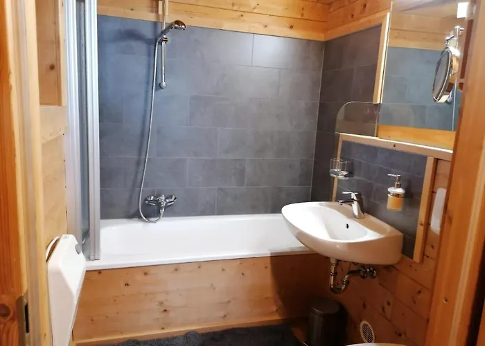 Gemuetliches Mit Holzofen Und Sauna * Hohentauern
