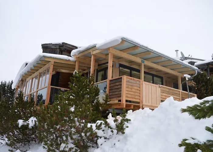 Gemuetliches Mit Holzofen Und Sauna