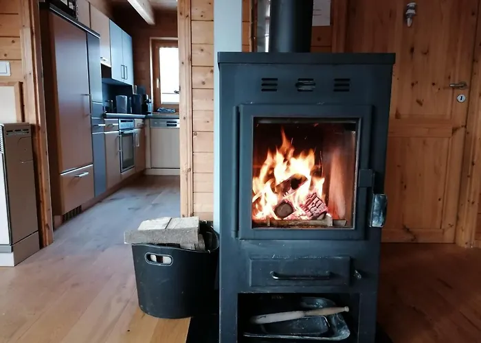 Gemuetliches Mit Holzofen Und Sauna * Hohentauern