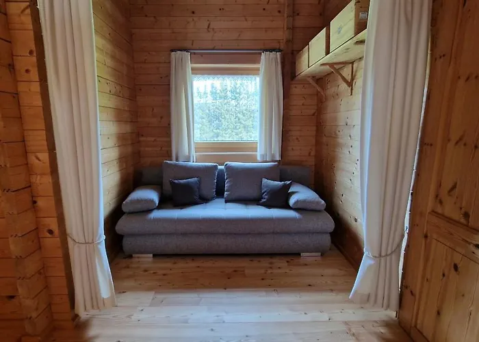 Gemuetliches Mit Holzofen Und Sauna Holiday home Hohentauern