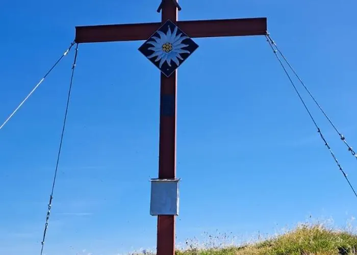 Gemuetliches Mit Holzofen Und Sauna Hohentauern